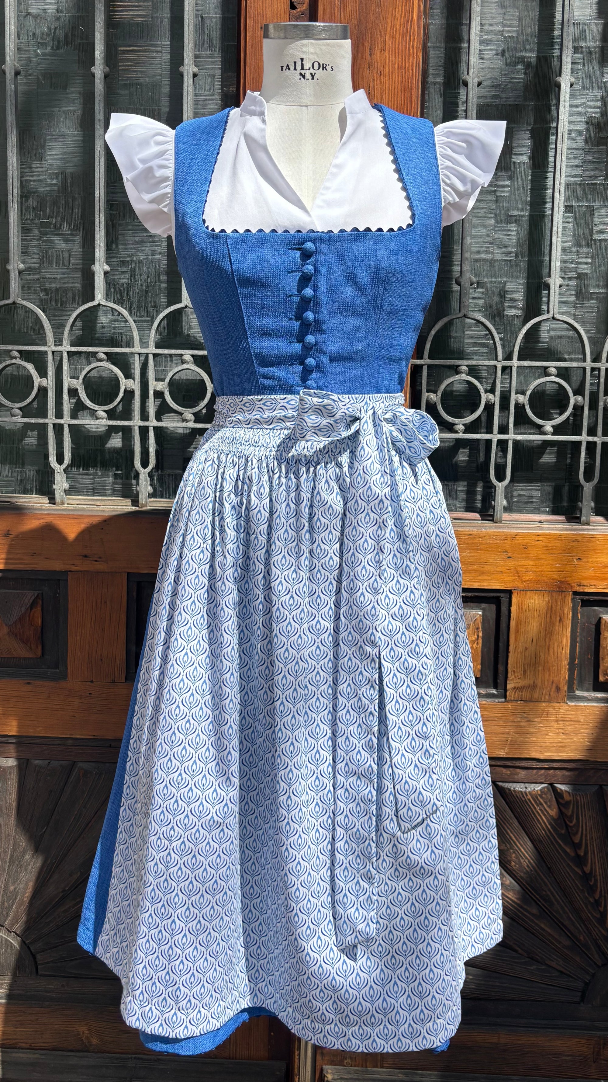Country Line Dirndl Blau