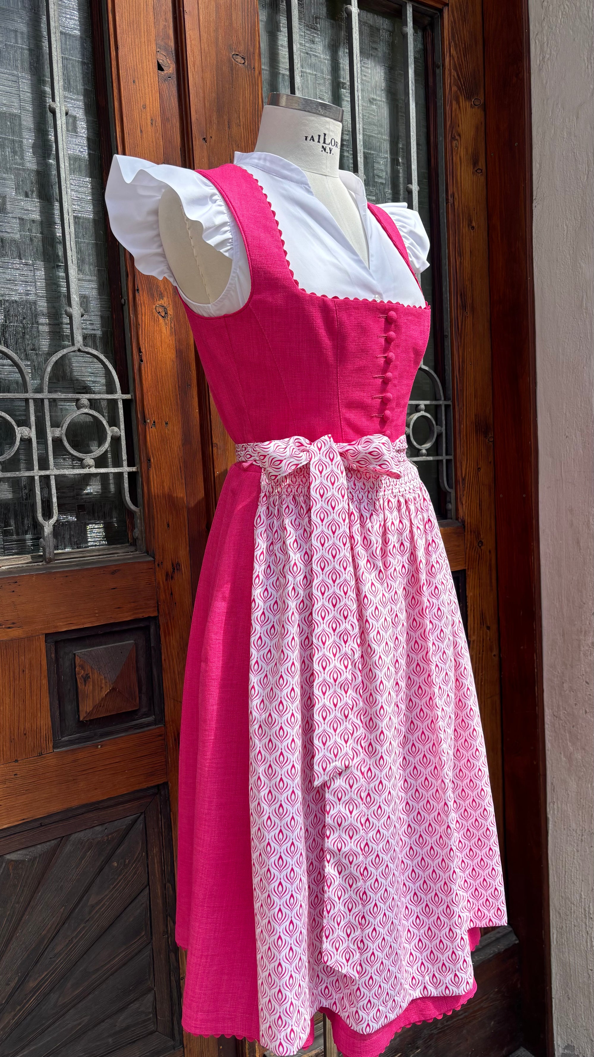 Country Line Dirndl Pink