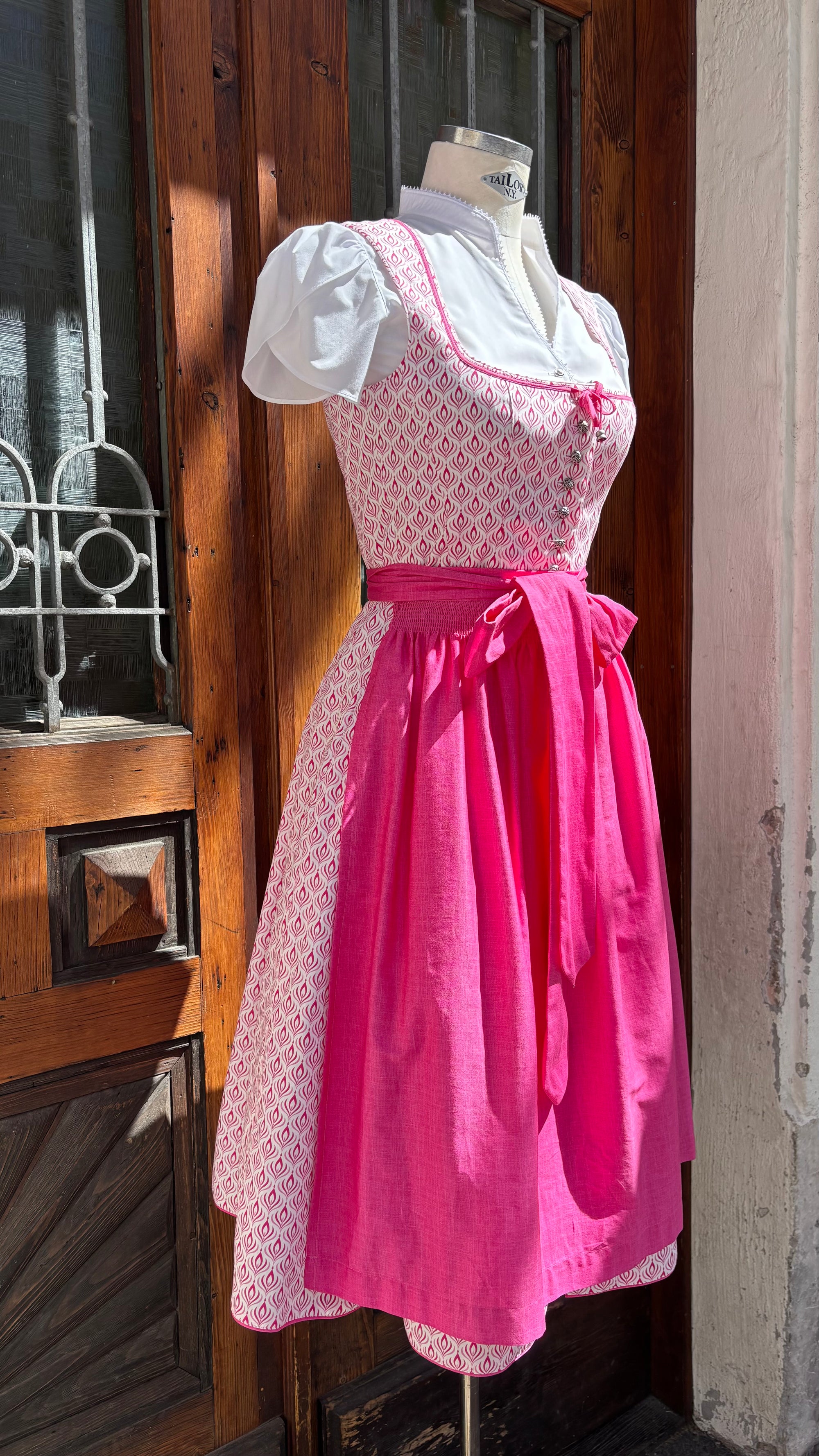 Country Line Dirndl Pink