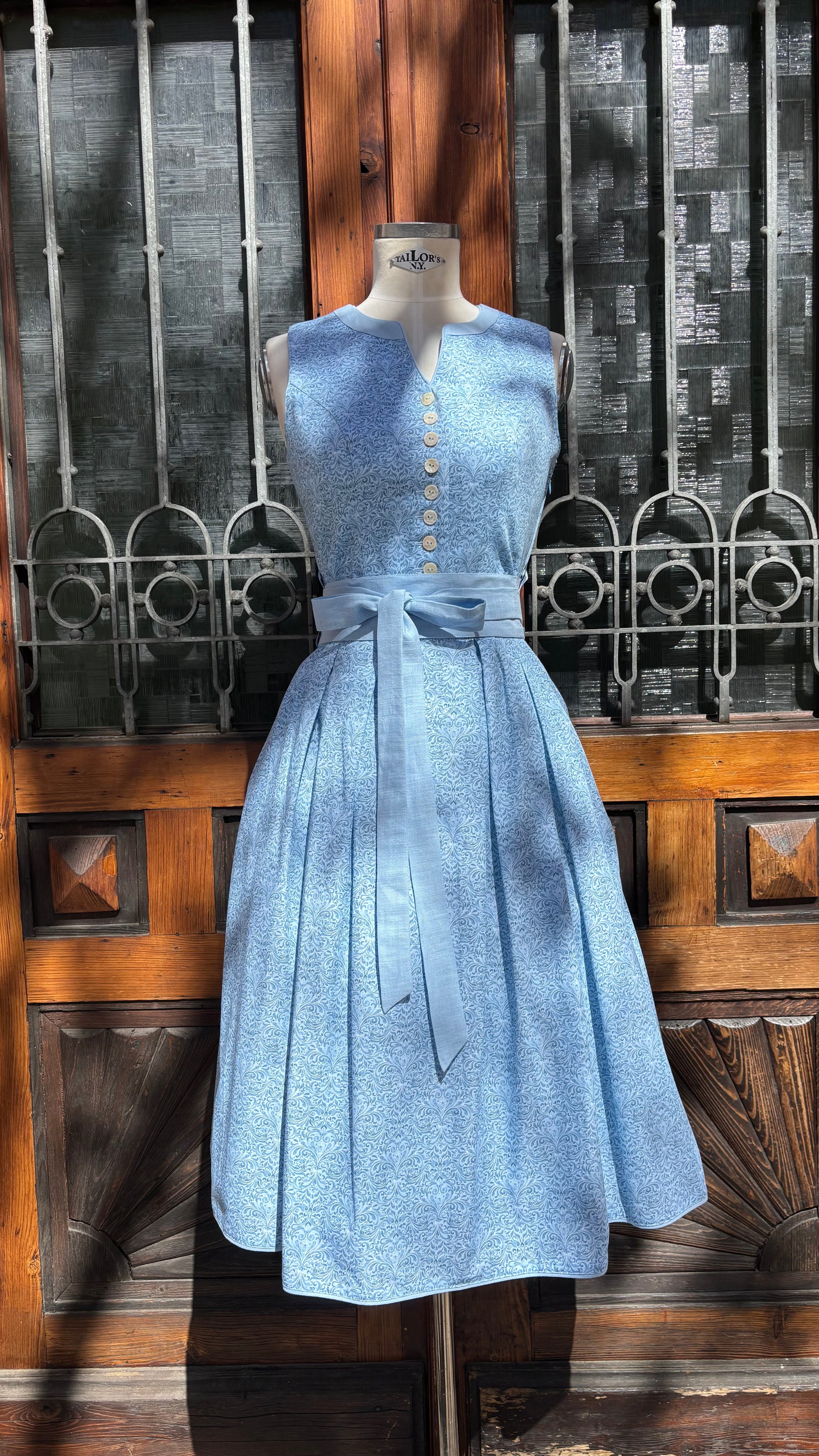 Country Line Kleid Hellblau