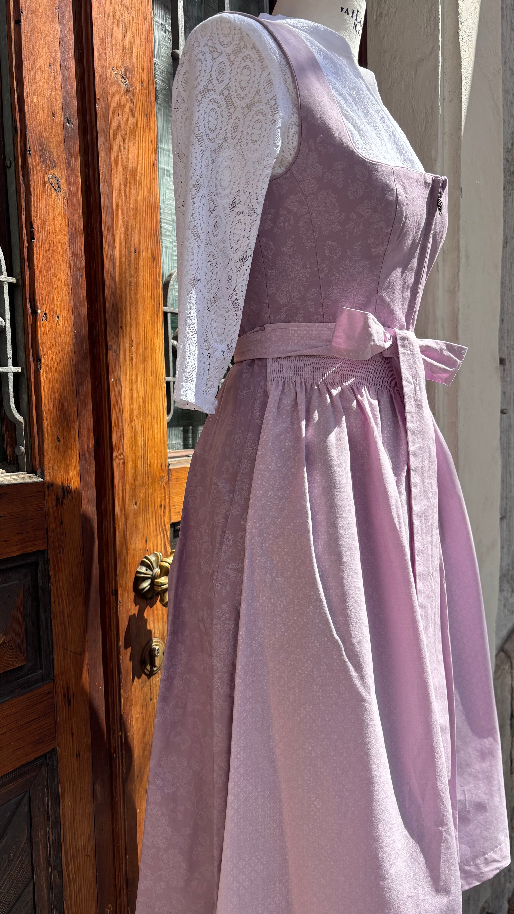 Country Line Dirndl Lila