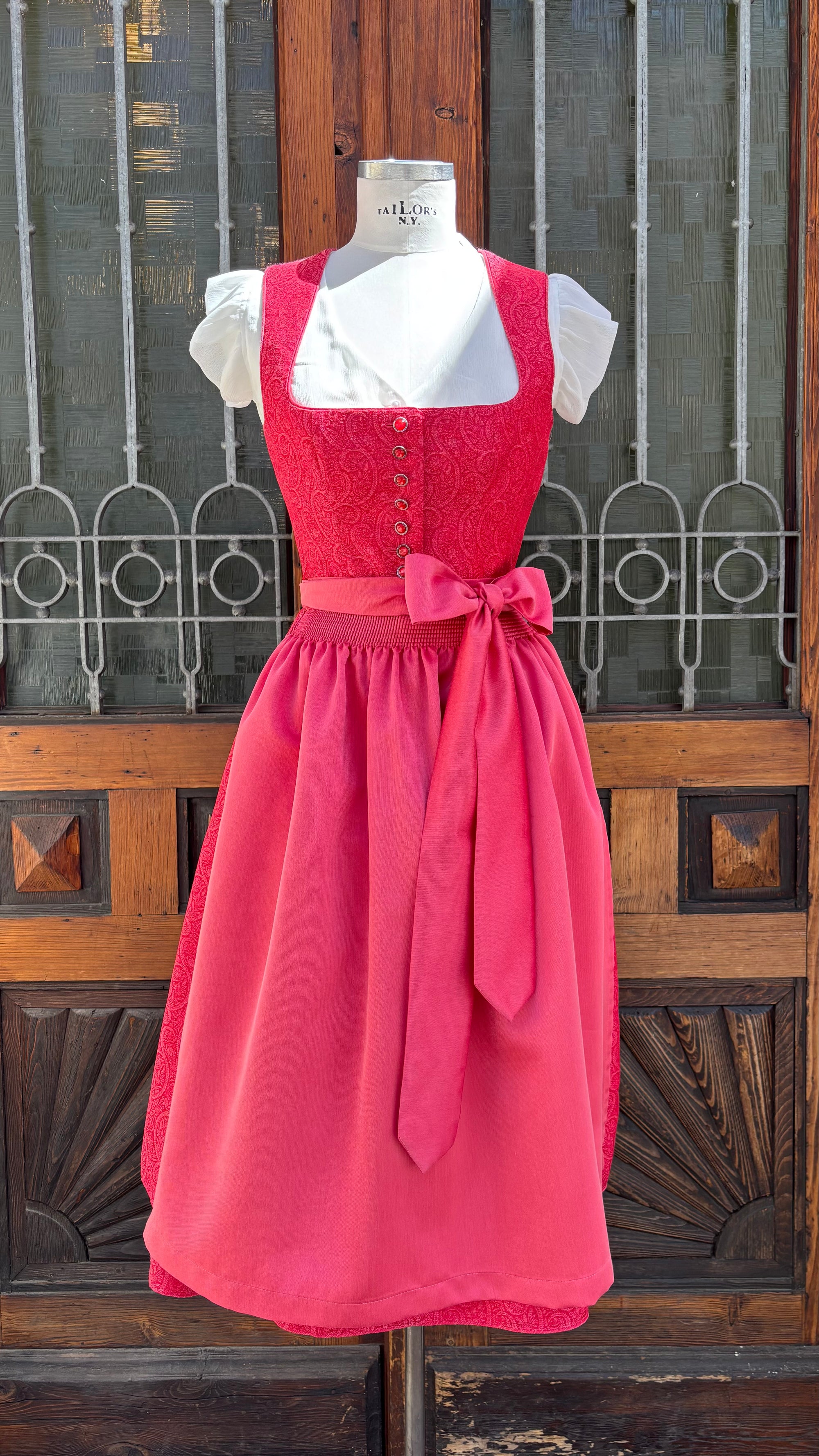 Country Line Dirndl Rot
