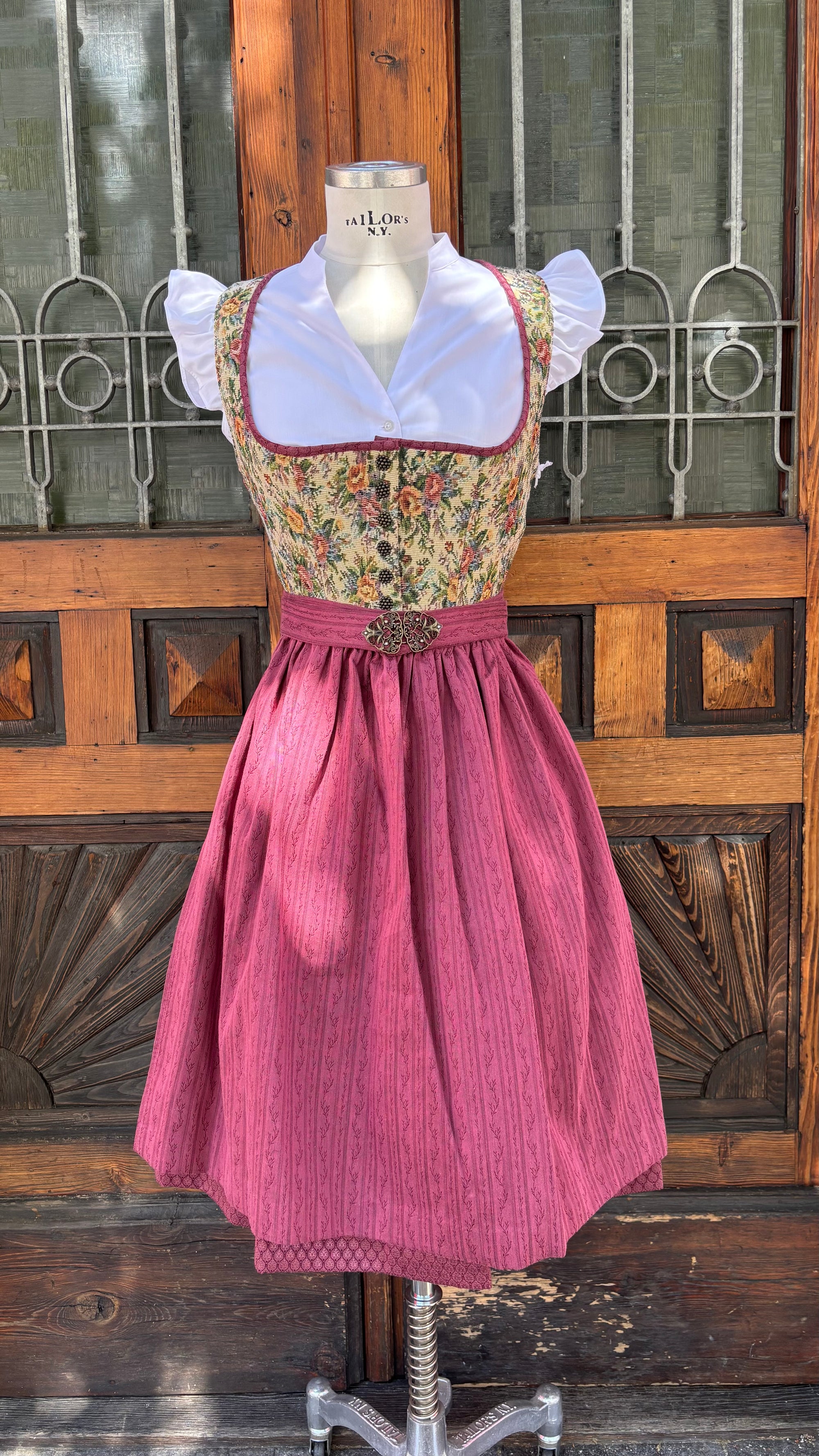 Julia Trentini Dirndl Rosi 60cm Bordeaux