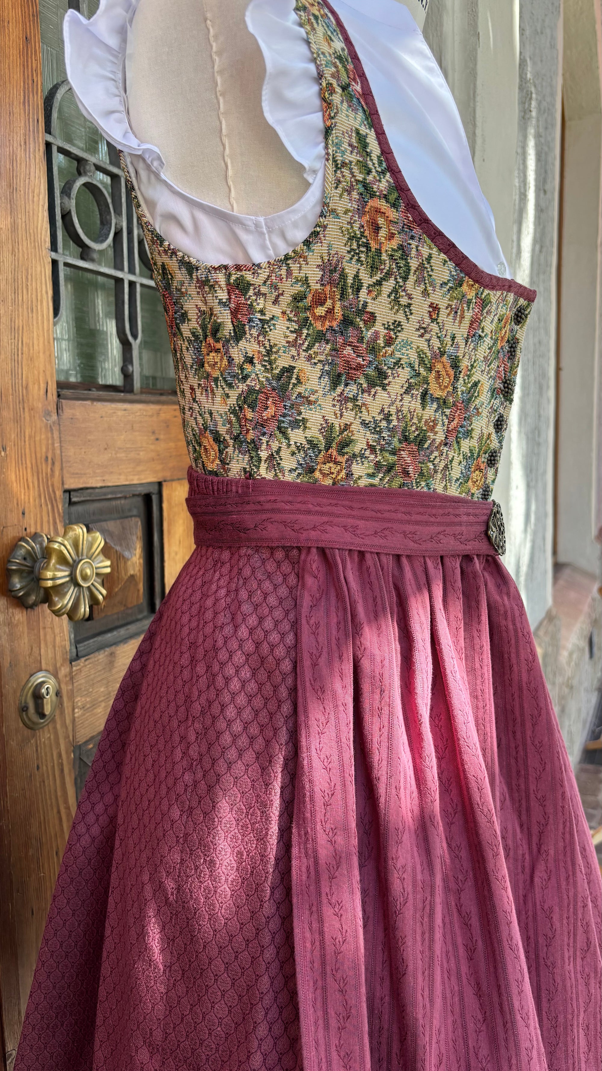 Julia Trentini Dirndl Rosi 60cm Bordeaux