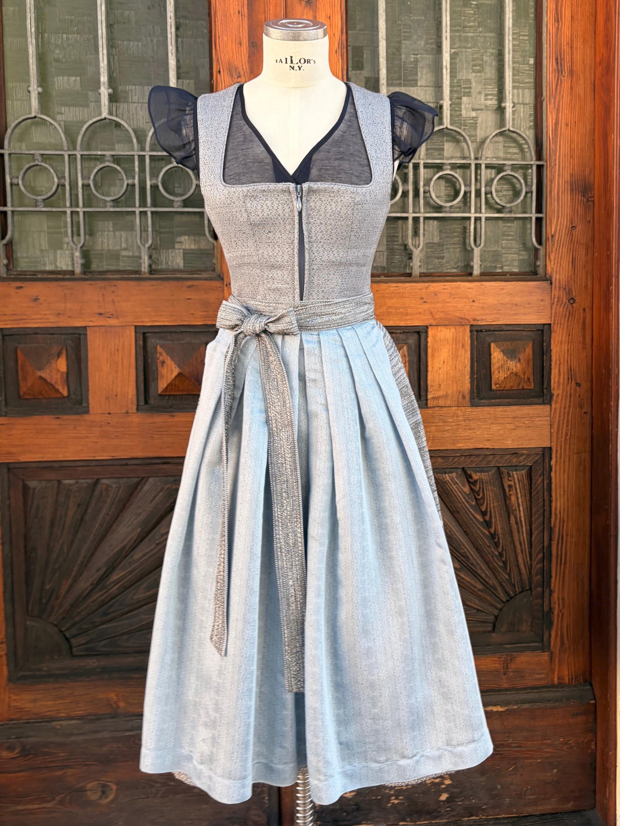 Tramontana Damen Dirndl Grau-Hellblau