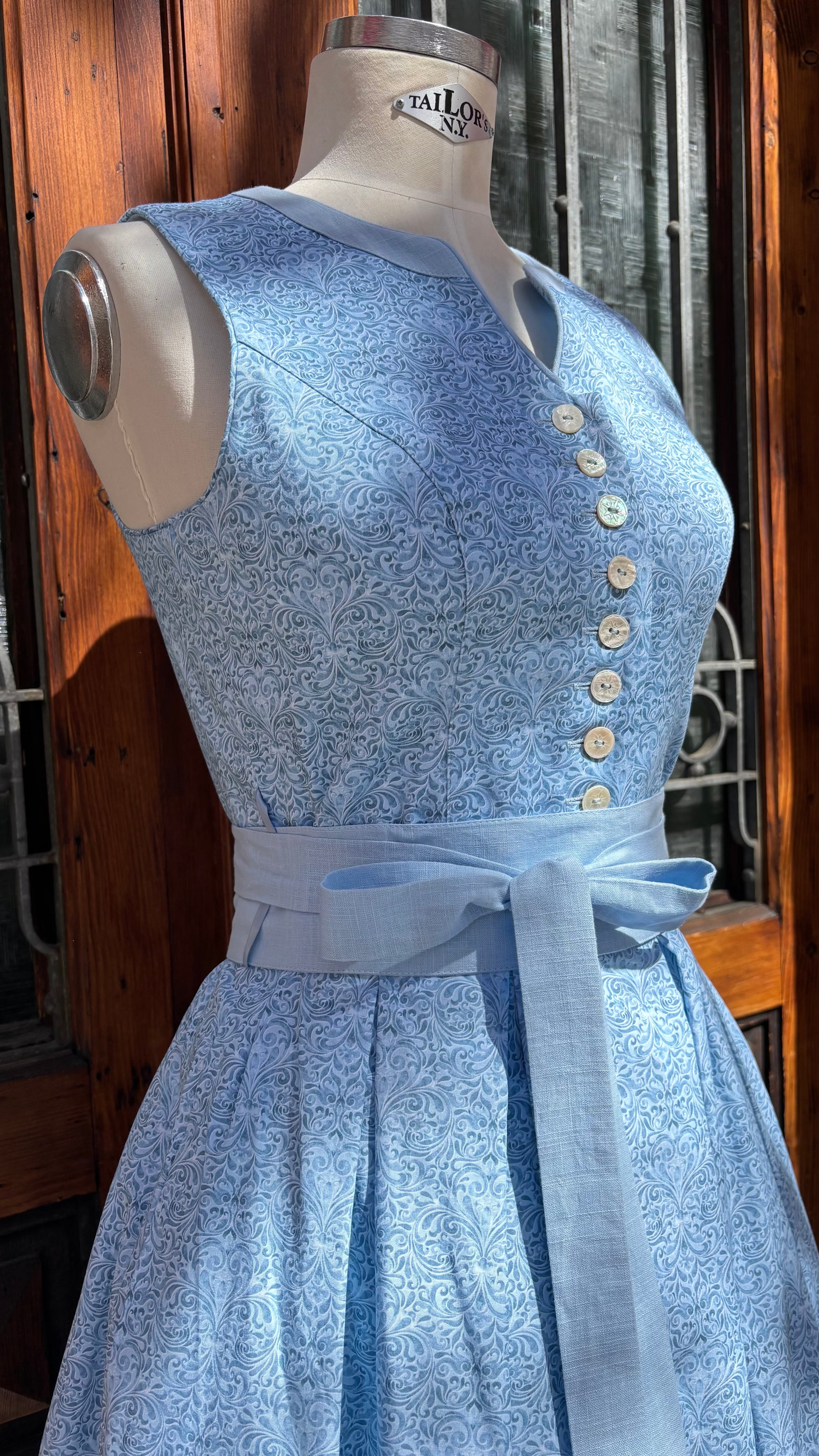 Country Line Kleid Hellblau